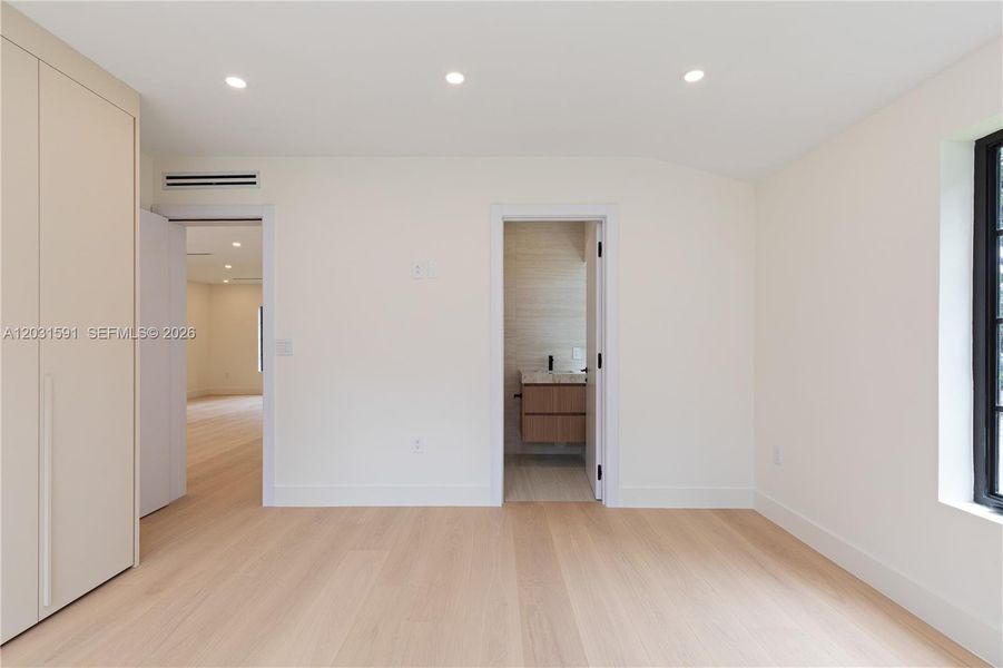 Spacious, unfurnished interior of a new home in , Coral Gables (Image 35). Spacious, unfurnished interior of a new home in , Coral Gables (Image 35).