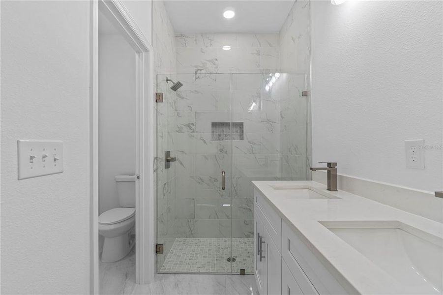 Furnished interior view inside a new home in , Dunnellon (Image 7).