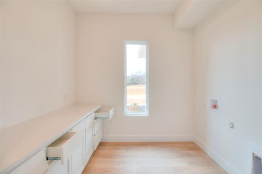 Spacious, unfurnished interior of a new home in , Sunset (Image 32).