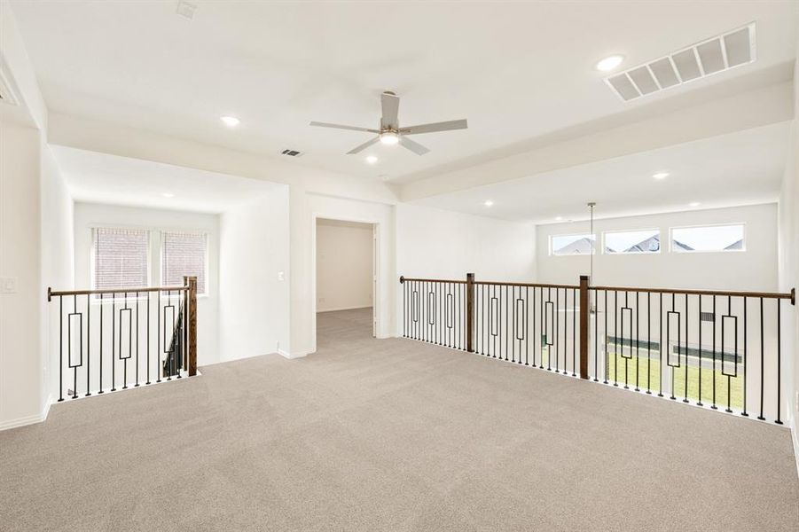 Spacious, unfurnished interior of a new home in Creekview Meadows, Pilot Point (Image 24).