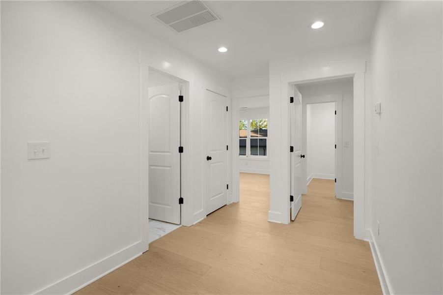 Spacious, unfurnished interior of a new home in , Calhoun (Image 23).