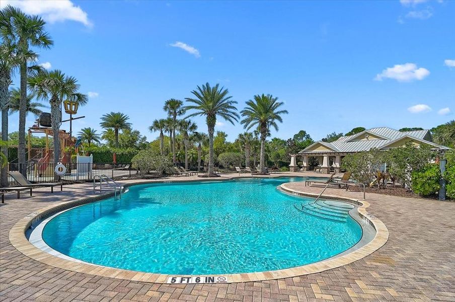 Community amenities in , Sarasota (Image 49).