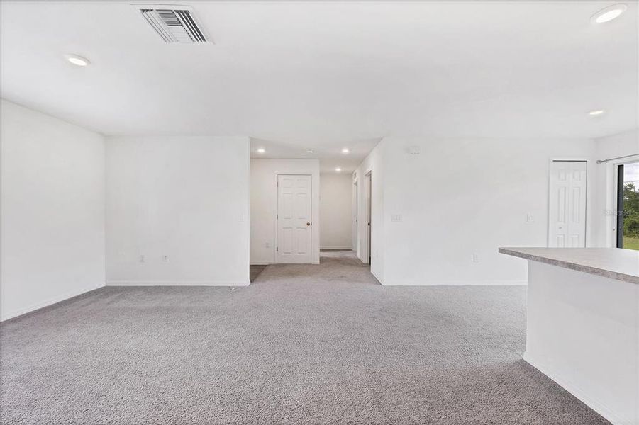 Spacious, unfurnished interior of a new home in , North Port (Image 22).