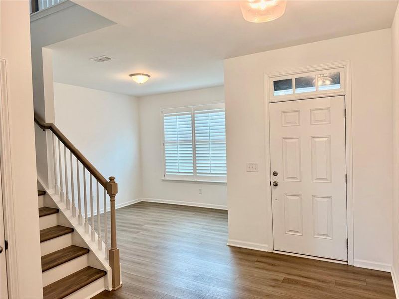 Spacious, unfurnished interior of a new home in Creekside, Dawsonville (Image 47).