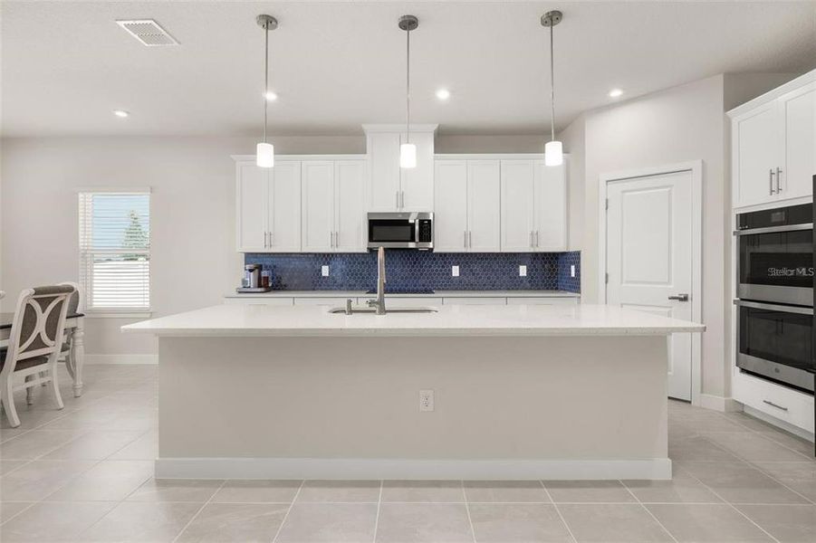 Furnished interior view inside a new home in , Clermont (Image 27).