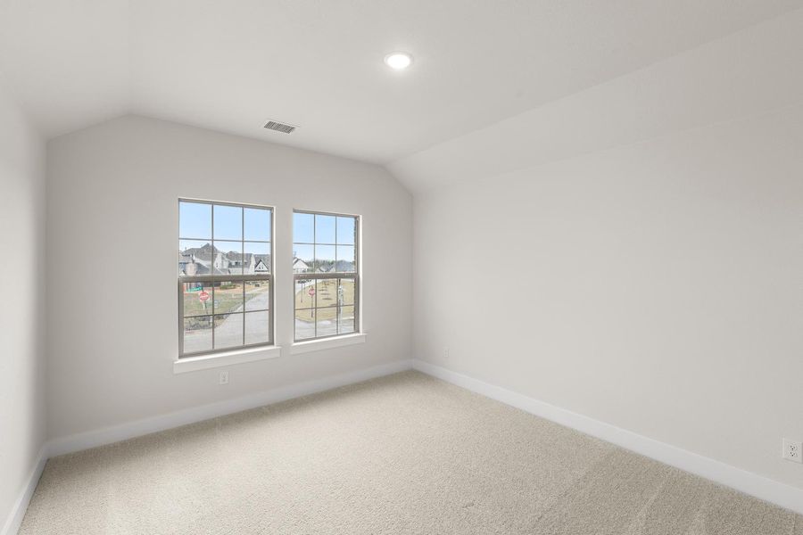 Spacious, unfurnished interior of a new home in Somerset Park, Rockwall (Image 22). Spacious, unfurnished interior of a new home in Somerset Park, Rockwall (Image 22).