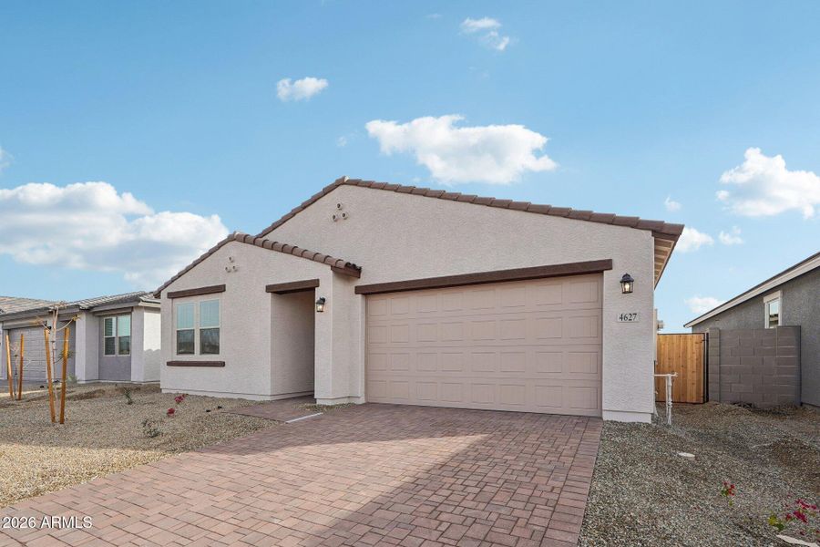 6-web-or-mls-S 95th Dr-S2201-006