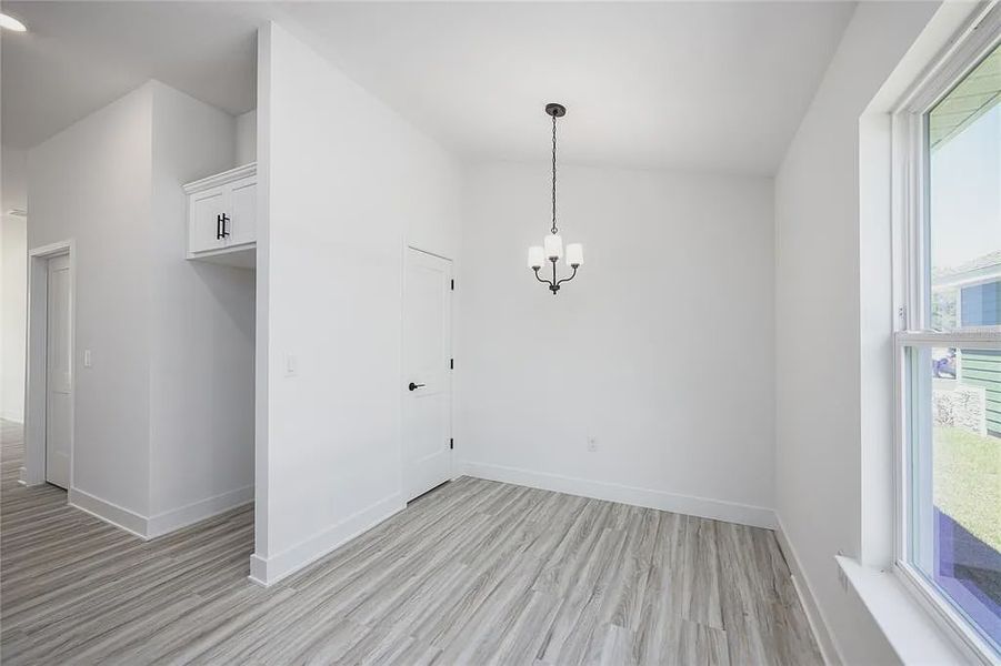 Spacious, unfurnished interior of a new home in Briarwood, Alachua (Image 13).