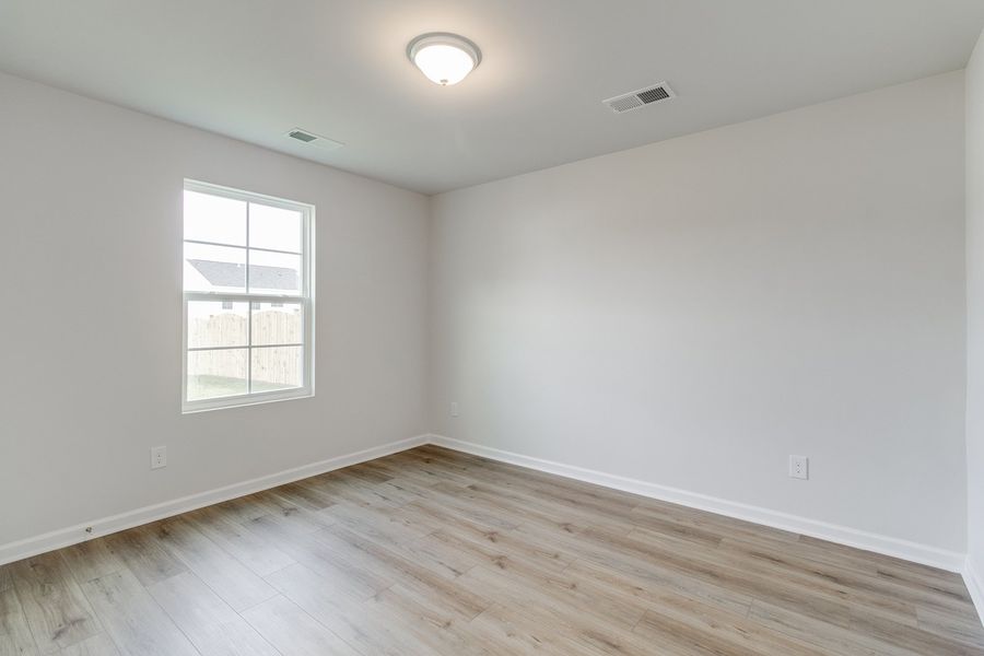 Spacious, unfurnished interior of a new home in Winston Point, Gilbert (Image 20). Spacious, unfurnished interior of a new home in Winston Point, Gilbert (Image 20).