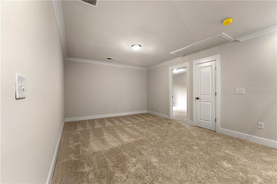 Spacious, unfurnished interior of a new home in Steeplechase, Hoschton (Image 27).