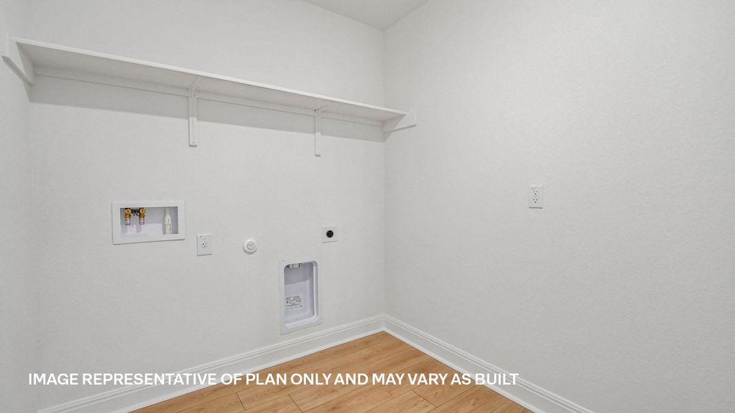 Representative unfurnished interior of a home built from the The Westley by D.R. Horton in Riverview, Georgetown (Image 32).