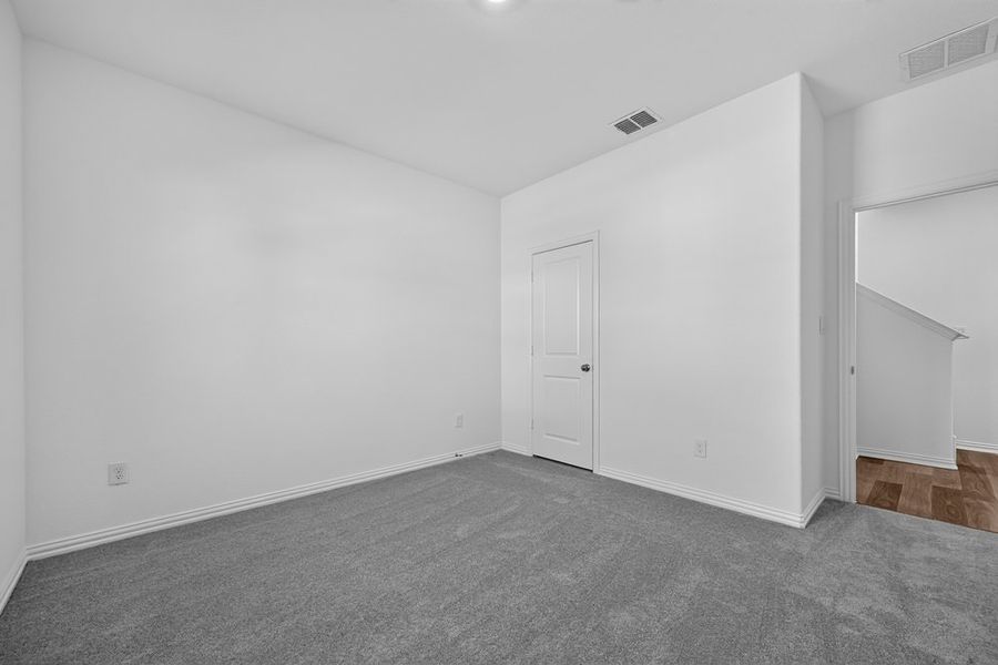 Spacious, unfurnished interior of a new home in Parks at Foster Crossing, Anna (Image 22).