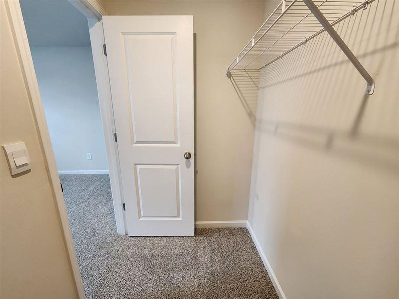 Spacious, unfurnished interior of a new home in The Oaks at Dawson, Dawsonville (Image 55). Spacious, unfurnished interior of a new home in The Oaks at Dawson, Dawsonville (Image 55).