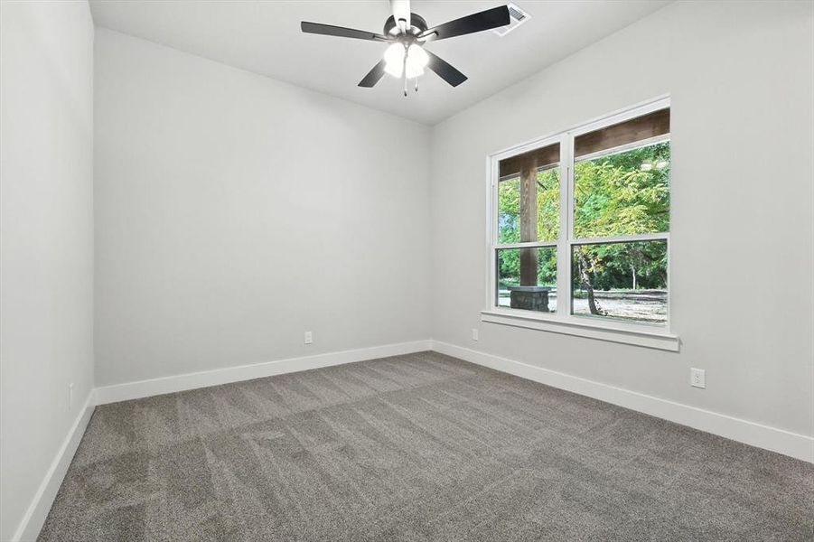 Spacious, unfurnished interior of a new home in , Waxahachie (Image 31).