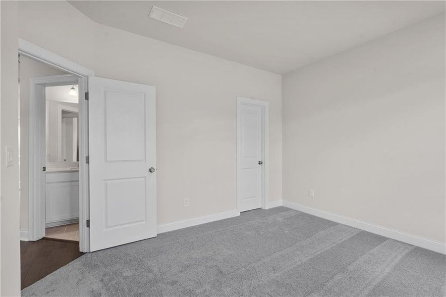 Spacious, unfurnished interior of a new home in Palisades Single Family, Cumming (Image 18).