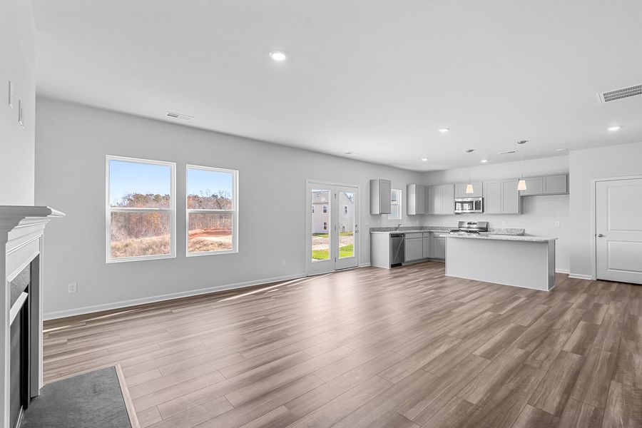 Spacious, unfurnished interior of a new home in Bell West, Kernersville (Image 19).