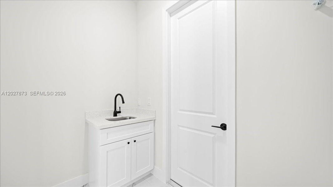 Image 25 of a home in .