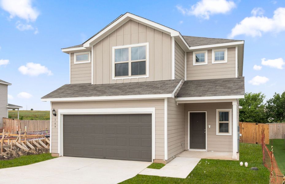 Front exterior of a new home in Sonterra, Jarrell, TX, highlighting curb appeal (Image 2). Front exterior of a new home in Sonterra, Jarrell, TX, highlighting curb appeal (Image 2).