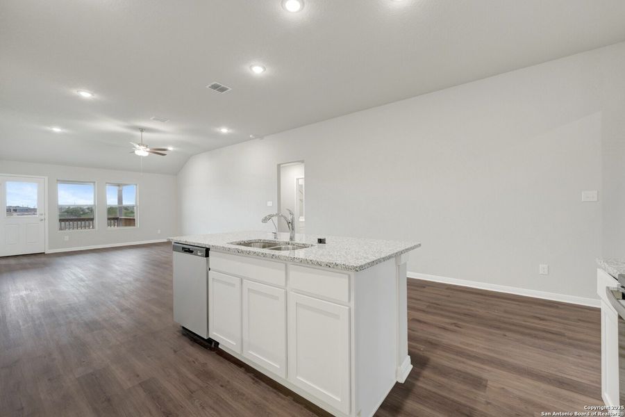 Furnished interior view inside a new home in Paloma Park, Converse (Image 10).