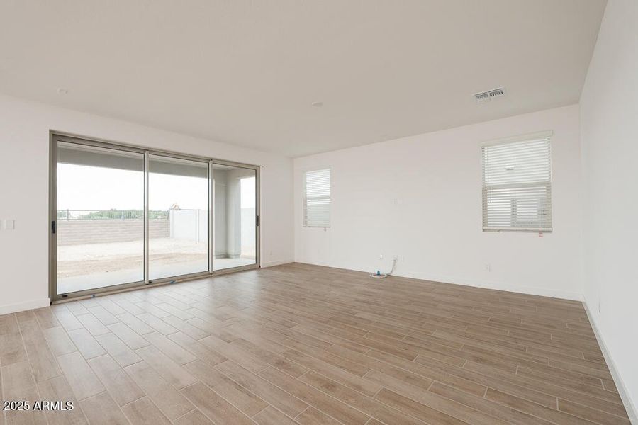 Tri Pointe Terraza 140 - Great Room-1MLS Tri Pointe Terraza 140 - Great Room-1MLS