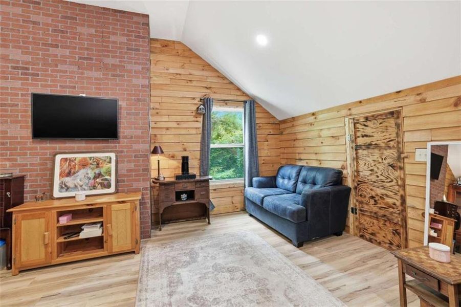 Furnished interior view inside a new home in , Cleveland (Image 34).