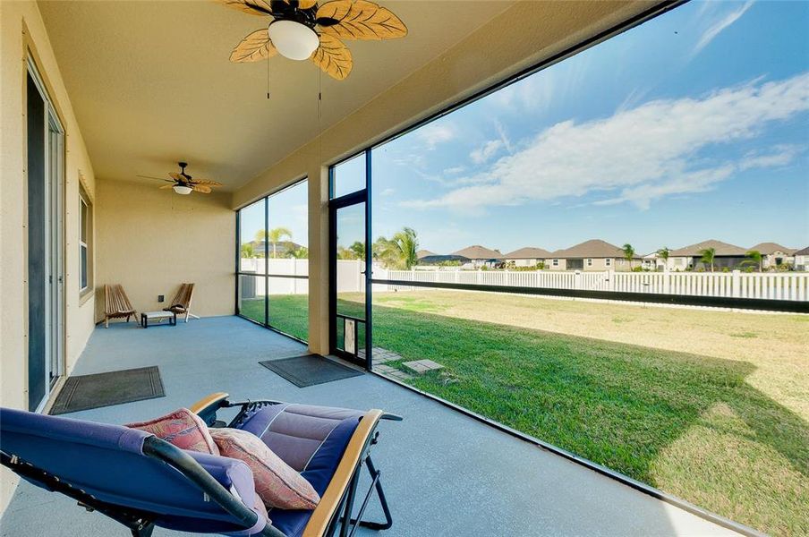 Exterior details and patio area of a home in , Bradenton (Image 26).