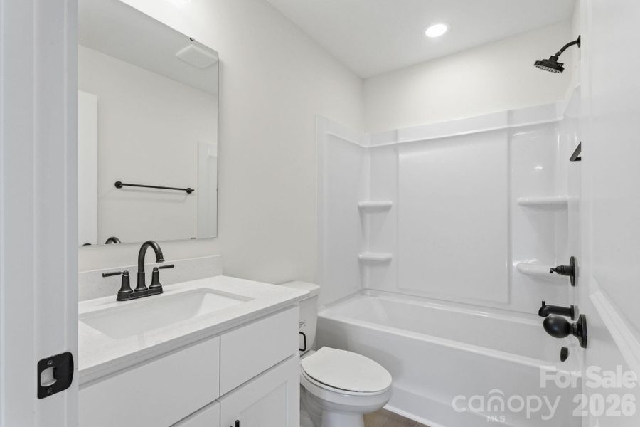 2nd Full Bathroom