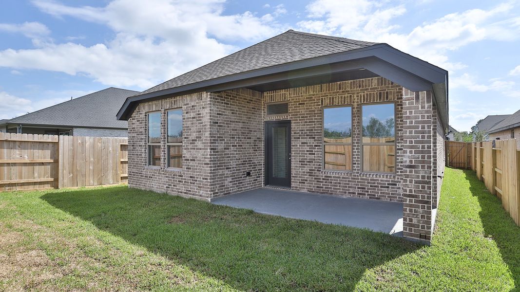 Exterior details and patio area of a home in The Grand Prairie, Hockley (Image 3).