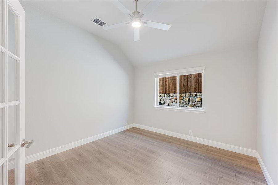 Spacious, unfurnished interior of a new home in The Lakes at Parks of Aledo, Aledo (Image 31).