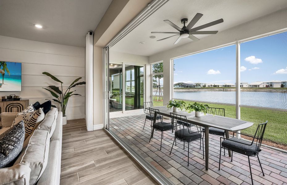 Indoor-Outdoor Entertaining