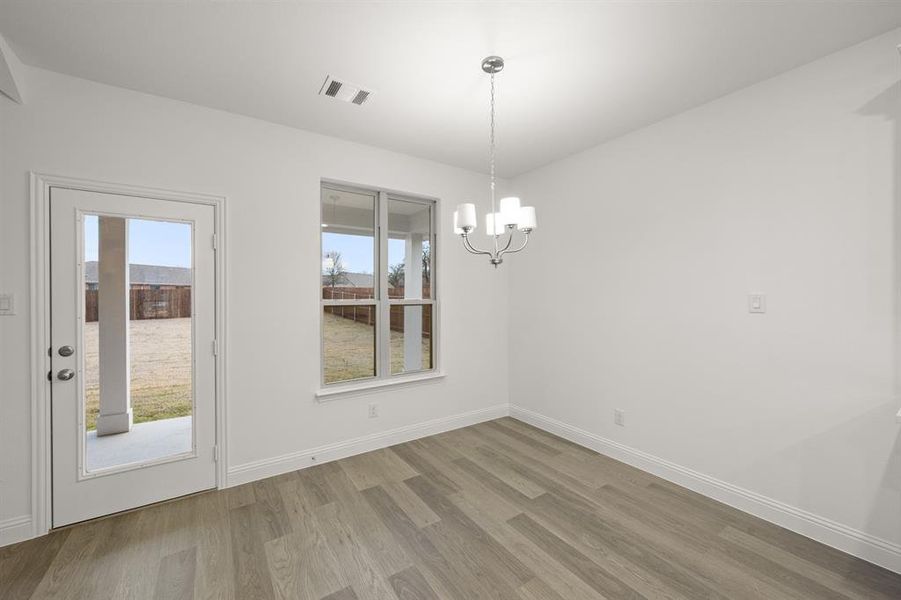 728 Stone Eagle- Dining-1