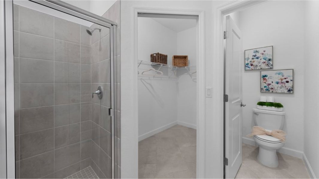 Magnolia owner's suite bathroom