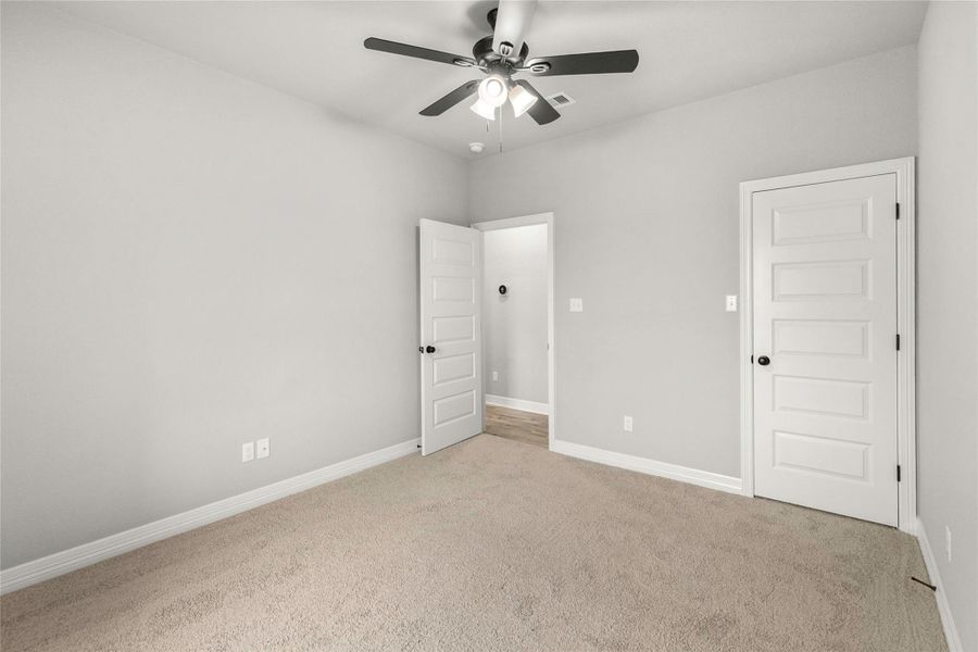 Spacious, unfurnished interior of a new home in , Angleton (Image 17). Spacious, unfurnished interior of a new home in , Angleton (Image 17).
