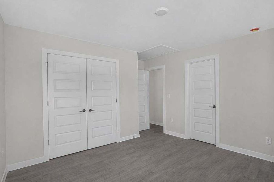 Spacious, unfurnished interior of a new home in , Fayetteville (Image 12).