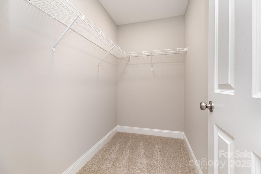 Image 29 of a home in .