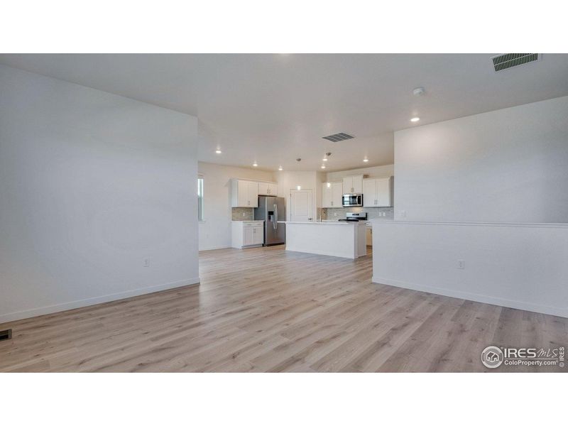 Spacious, unfurnished interior of a new home in Vantage, Berthoud (Image 27). Spacious, unfurnished interior of a new home in Vantage, Berthoud (Image 27).