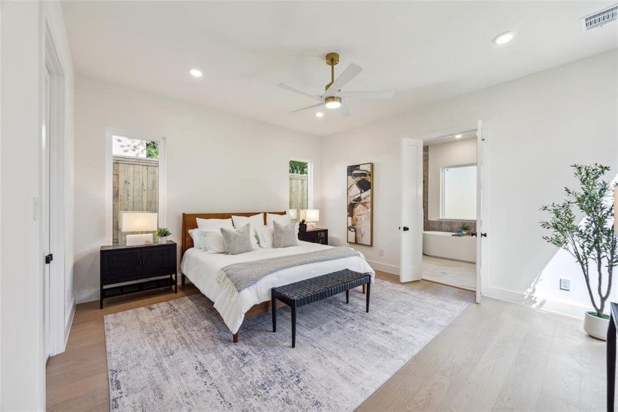 Furnished interior view inside a new home in , Dallas (Image 13).