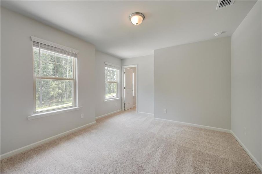 Spacious, unfurnished interior of a new home in Hamilton Lakes, Lawrenceville (Image 20).