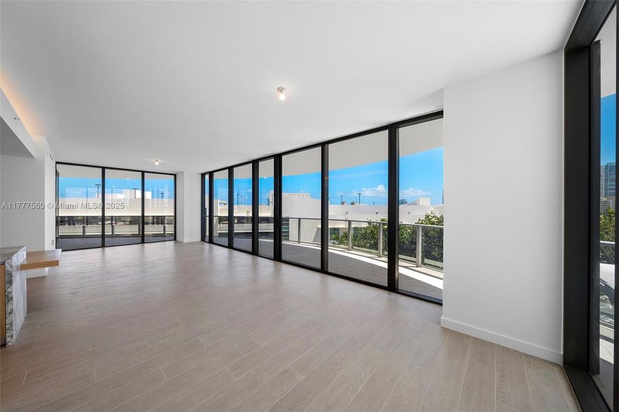 Spacious, unfurnished interior of a new home in Five Park, Miami Beach (Image 13).