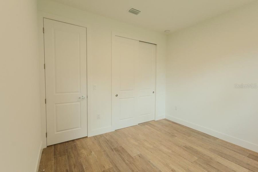 Spacious, unfurnished interior of a new home in , North Port (Image 12).