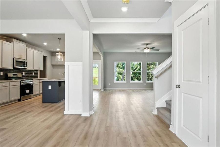 Spacious, unfurnished interior of a new home in Traditions of Braselton, Jefferson (Image 43).