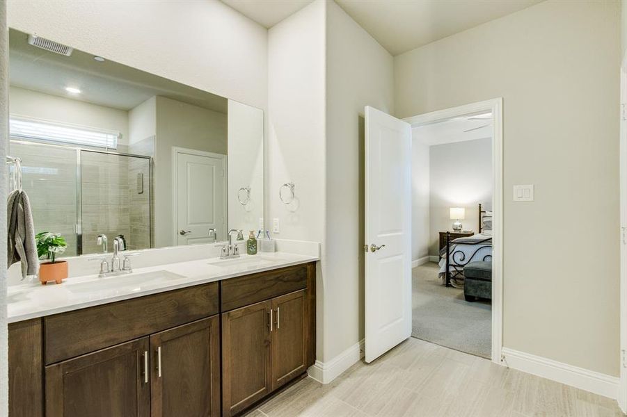 Double Sinks with Quartz Counters