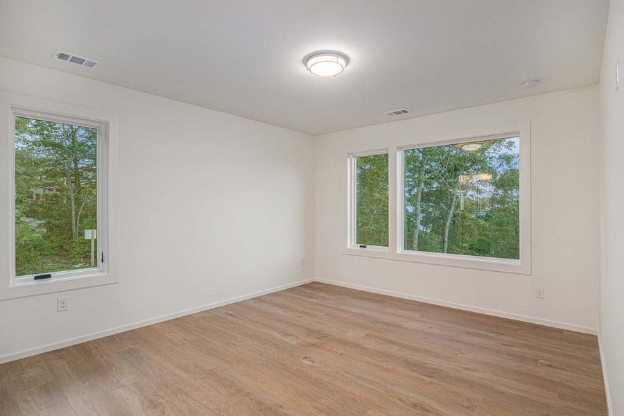 Spacious, unfurnished interior of a new home in , Clayton (Image 28).