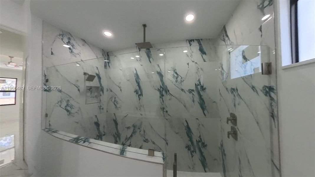 Close-up of interior finishes inside a home in , Lehigh Acres (Image 15).