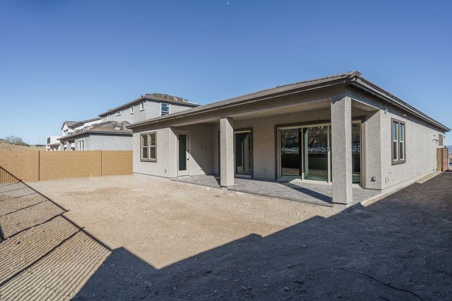 Representative exterior details of a home built from the Cypress by William Ryan Homes in Silver Cross, San Tan Valley (Image 3). Representative exterior details of a home built from the Cypress by William Ryan Homes in Silver Cross, San Tan Valley (Image 3).