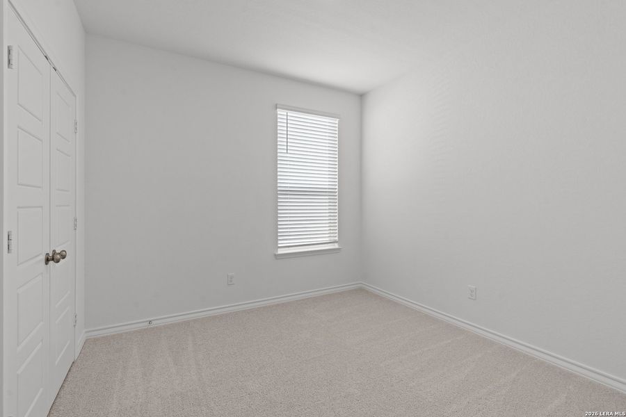 Spacious, unfurnished interior of a new home in Horizon Ridge, San Antonio (Image 17).