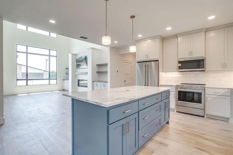 Furnished interior view inside a new home in , Mineral Wells (Image 3).