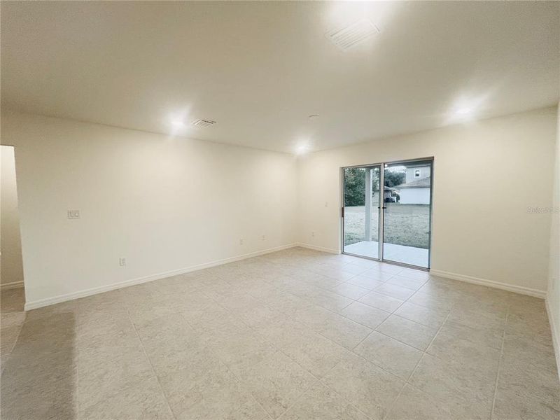 Spacious, unfurnished interior of a new home in Palm Coast, Palm Coast (Image 19).