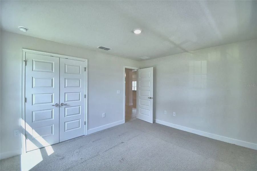 Spacious, unfurnished interior of a new home in Lake Juliana Estates, Auburndale (Image 20).
