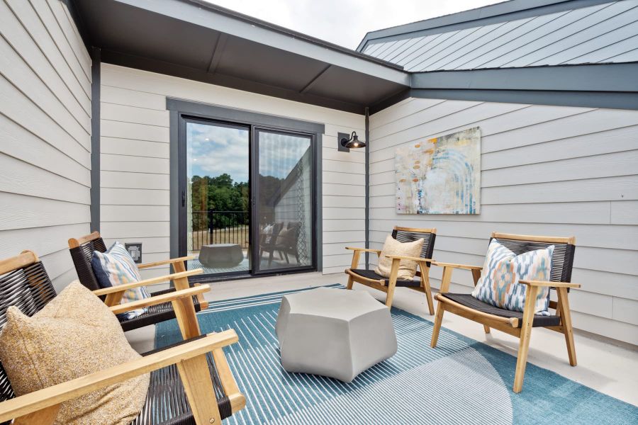 Representative exterior details of a home built from the Stowe by Tri Pointe Homes in Seven Oaks, Belmont (Image 24).